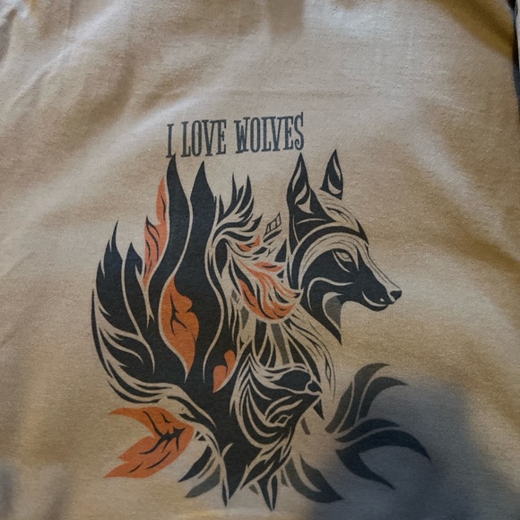 Wolves Style Sweatshirt - Picture 2 of 3